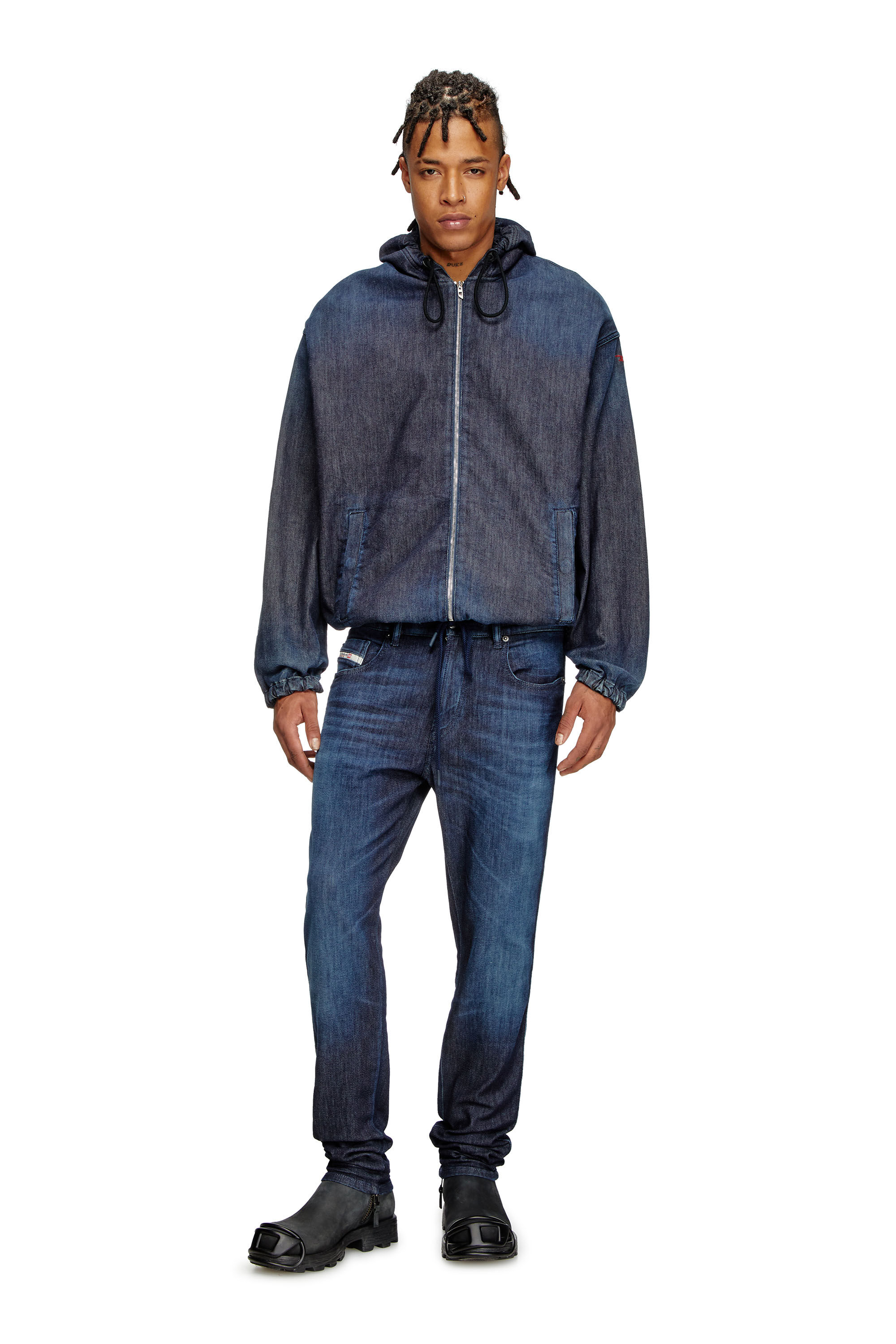 Diesel - Man's Slim 2062 D-Strukt Joggjeans® 09L11, Dark Blue - 1