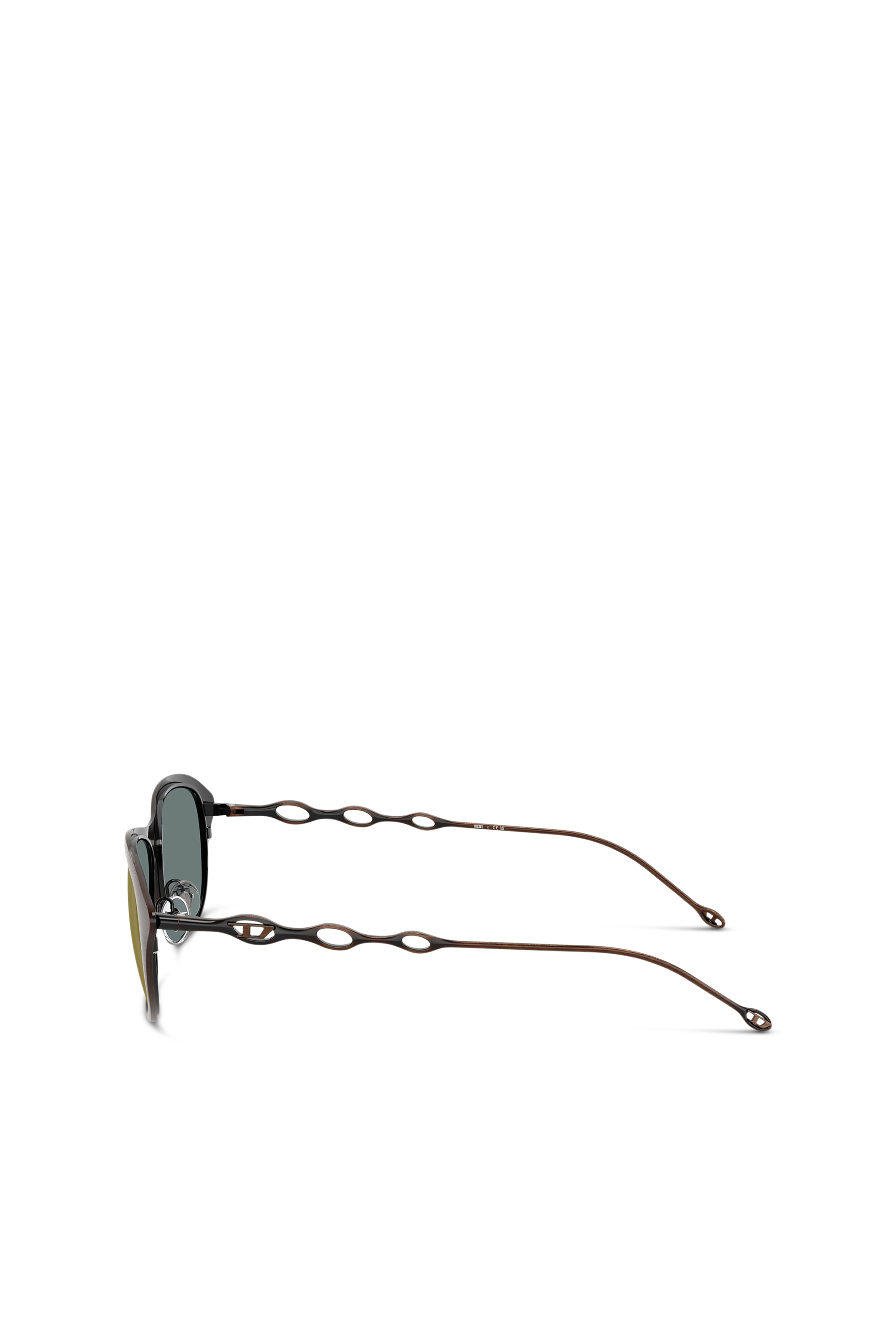 0DL1011, Gold