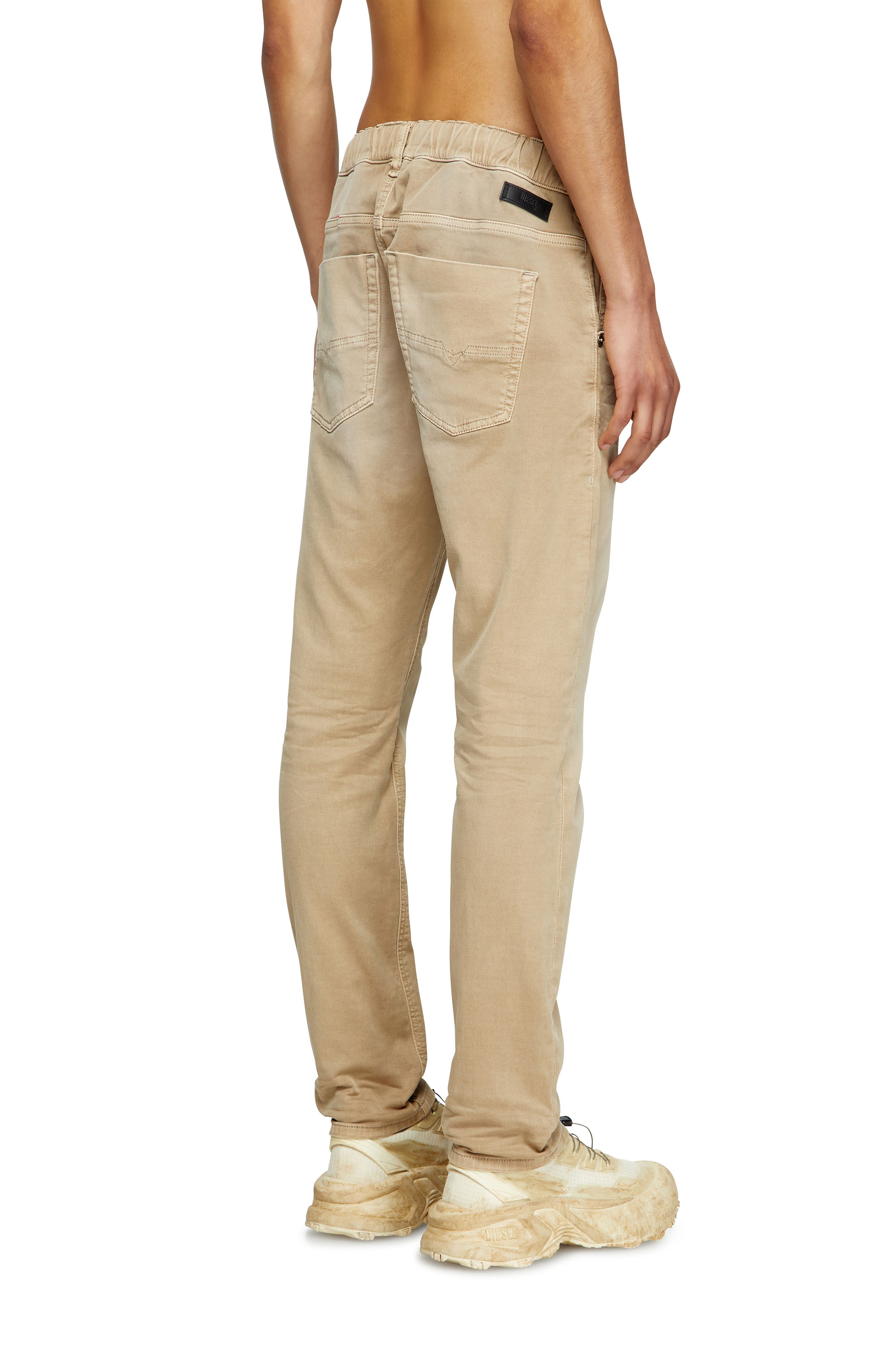 Diesel - Man's Regular 2030 D-Krooley Joggjeans® 0670M, Beige - 4